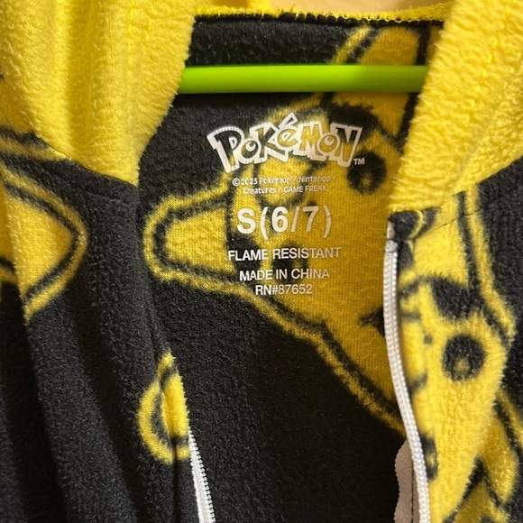 Pokemon  Pikachu Pajamas - Black and Yellow - Picture 2 of 3